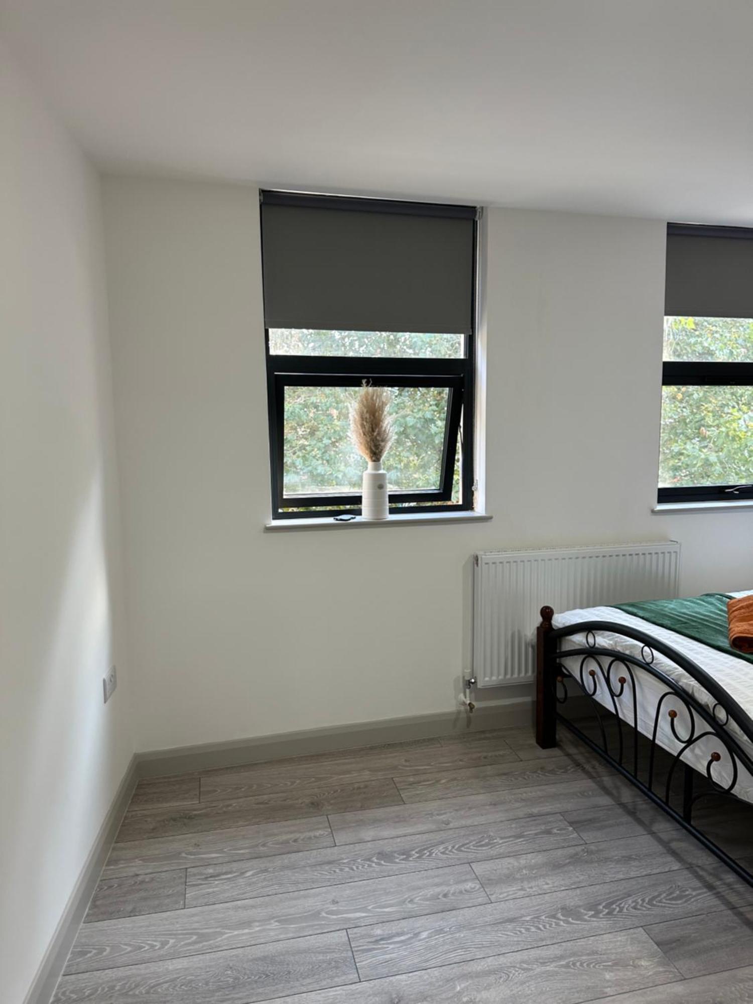 Modern 3 Bedroom With 2 Bathroom In *